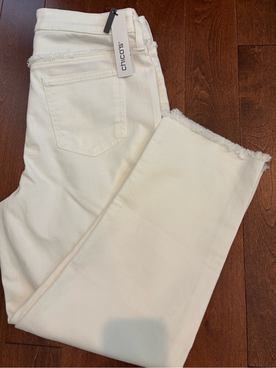 Chico's Denim - White Ankle Jeans with Frayed Hem.